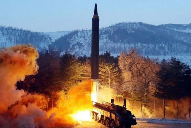 Yaponiya Şimali Koreyaya qarşı sanksiyaları genişləndirdi